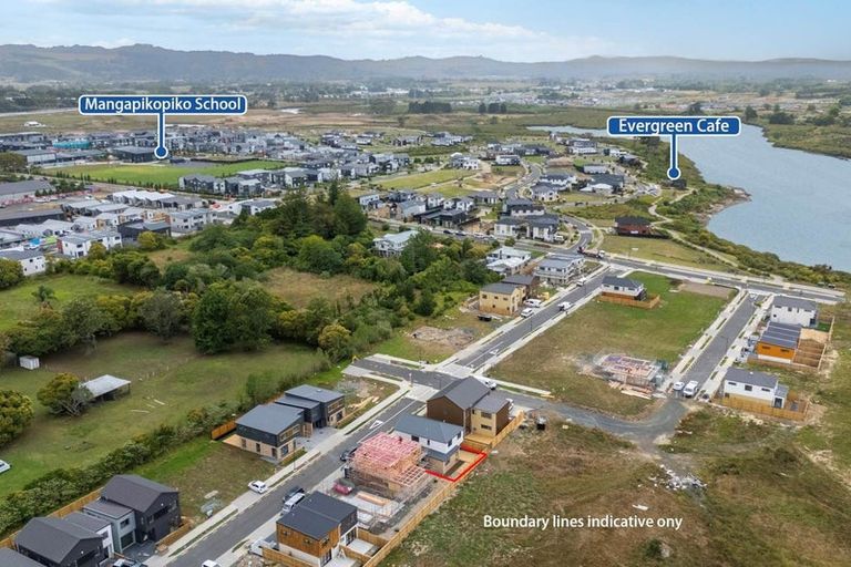 Photo of property in 30 Taipahitini Road, Rosehill, 2113