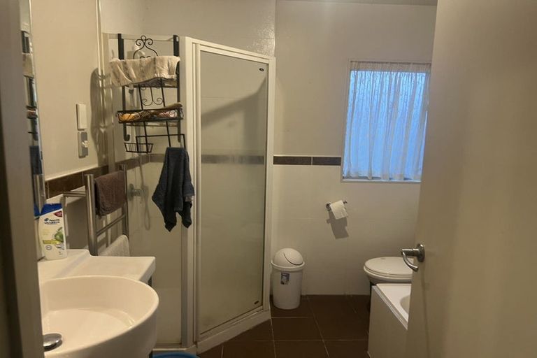 Photo of property in 12 Northbrook Close, Greenhithe, Auckland, 0632