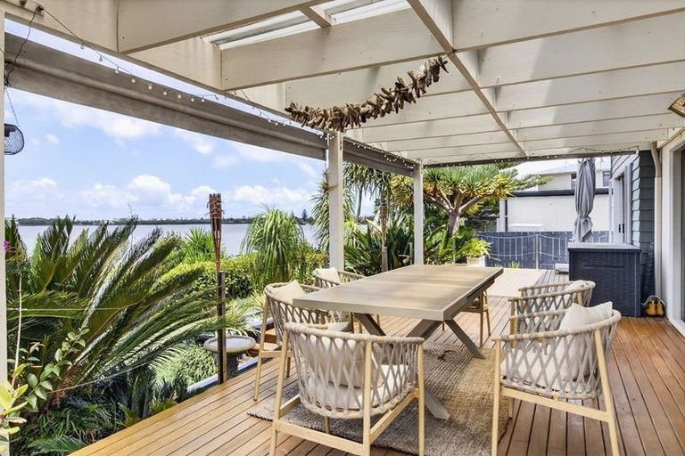 Photo of property in 48 Aurea Avenue, Pakuranga, Auckland, 2010