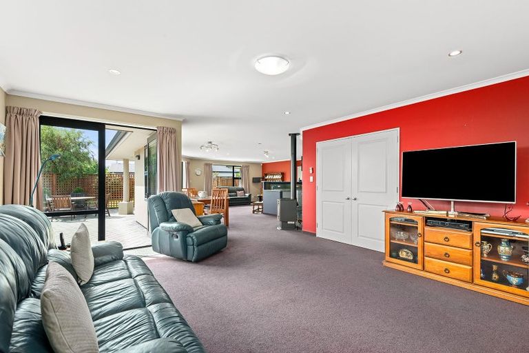Photo of property in 13 Fenty Place, Mosgiel, 9024