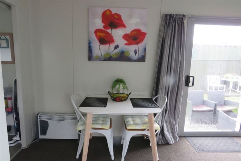 Photo of property in 27a Seabury Avenue, Foxton Beach, Foxton, 4815