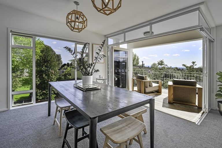 Photo of property in 3 Hikanui Drive, Havelock North, 4130