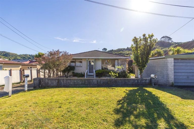 Photo of property in 37b Parkvale Road, Karori, Wellington, 6012