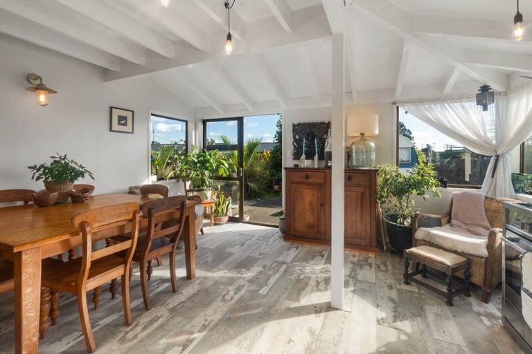 Photo of property in 11 Tirairaka Terrace, Okiato, Russell, 0272