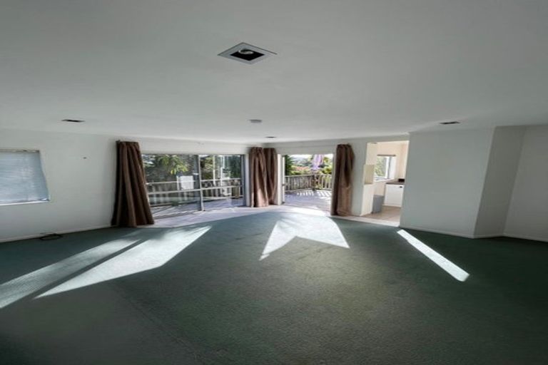 Photo of property in 21 Rame Road, Greenhithe, Auckland, 0632