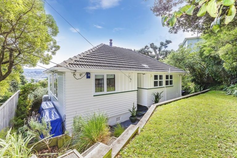 Photo of property in 85 Kinghorne Street, Strathmore Park, Wellington, 6022