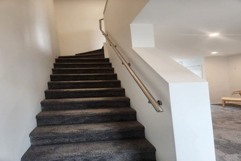 Photo of property in 5/61 Matipo Road, Te Atatu Peninsula, Auckland, 0610