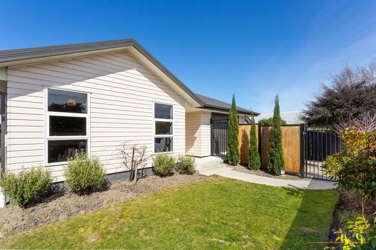 Photo of property in 16a Clarevale Street, Burwood, Christchurch, 8083