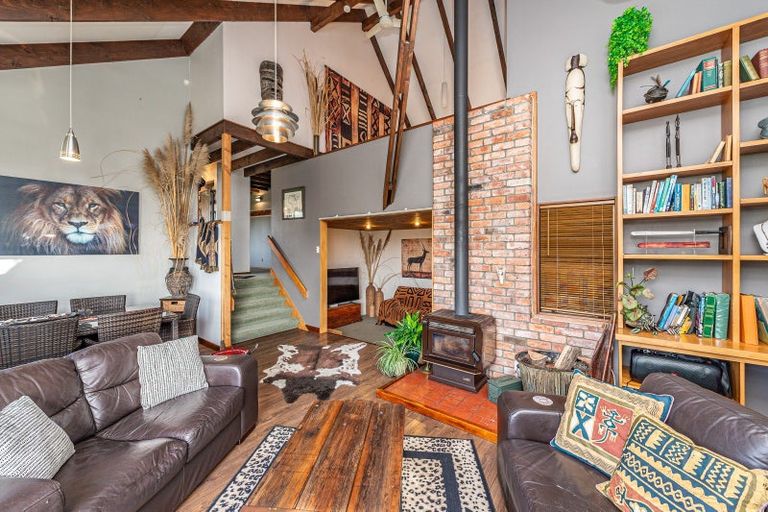 Photo of property in 14 Ngatarua Road, Putiki, Whanganui, 4500