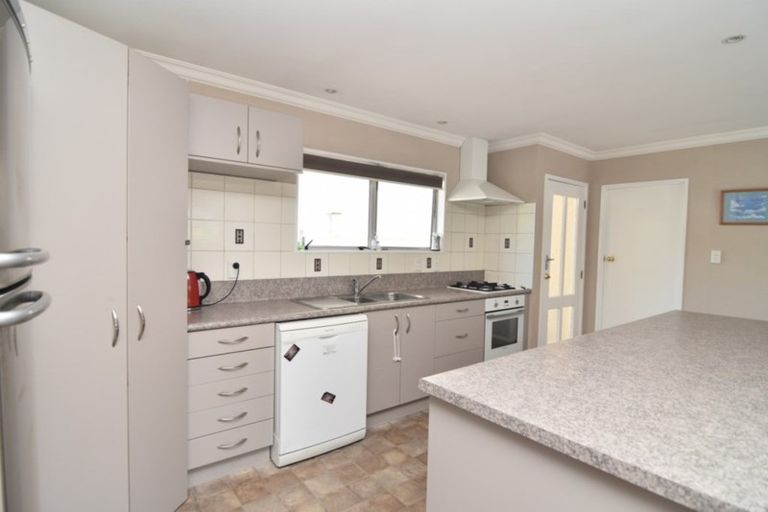 Photo of property in 55 Fisher Place, Carterton, 5713