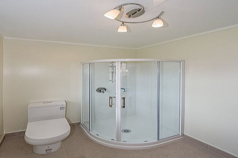 Photo of property in 3/28 Bute Road, Browns Bay, Auckland, 0630