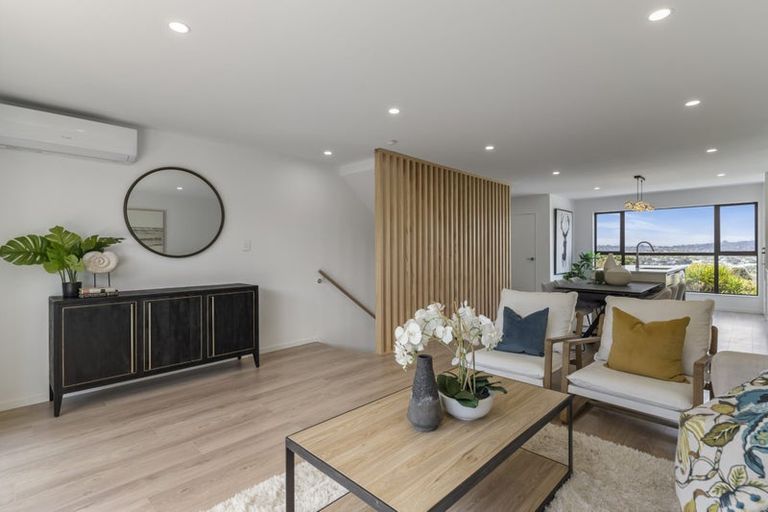 Photo of property in 8c Howe Street, Howick, Auckland, 2014