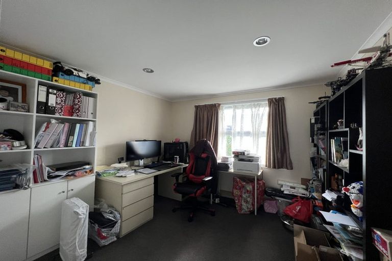 Photo of property in 13 Allgood Place, Rototuna North, Hamilton, 3210