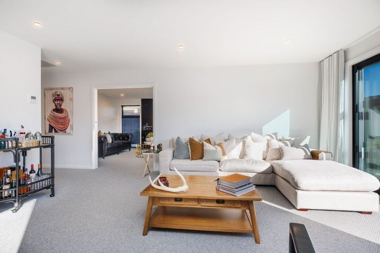 Photo of property in 7 Gratitude Way, Kelvin Grove, Palmerston North, 4414