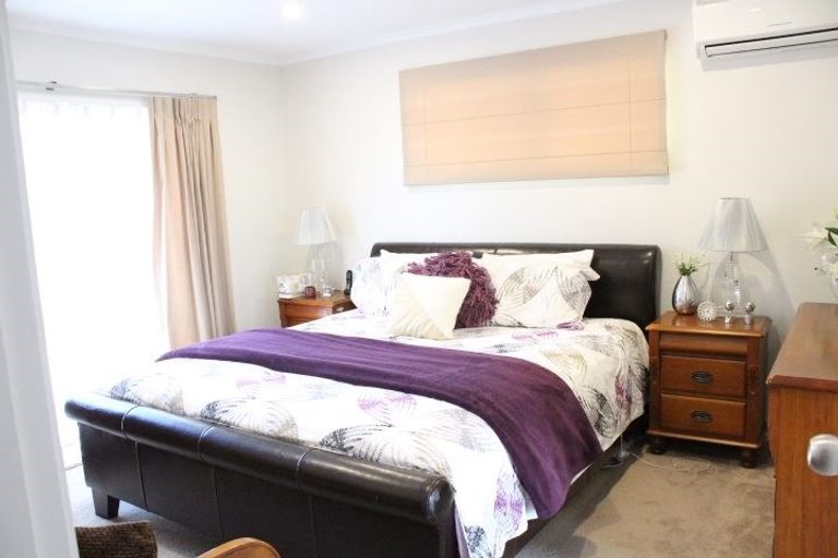 Photo of property in 48 Orangewood Drive, Northpark, Auckland, 2013