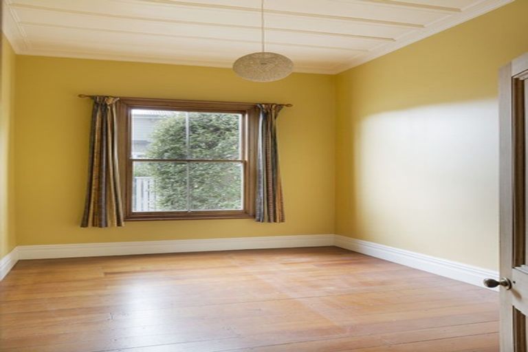 Photo of property in 32 Bellevue Road, Mount Eden, Auckland, 1024