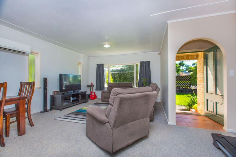 Photo of property in 8a Walsh Street, Forest Lake, Hamilton, 3200