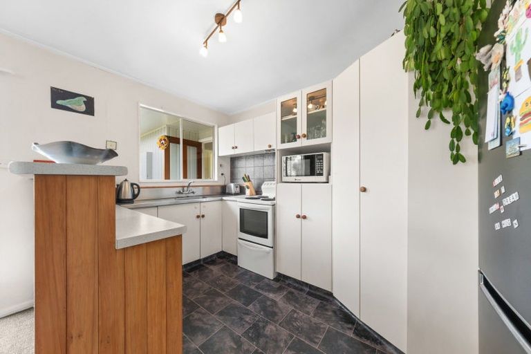 Photo of property in 15 Curtis Street, Okato, 4335