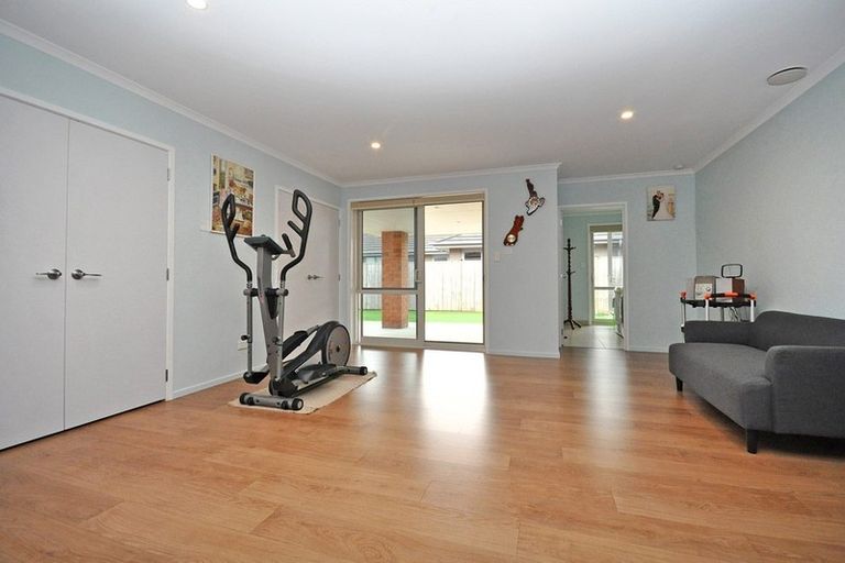 Photo of property in 31 Paso Fino Crescent, Karaka, Papakura, 2113