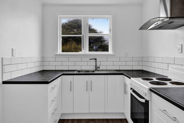 Photo of property in 12-14 Dixon Avenue, Hawera, 4610