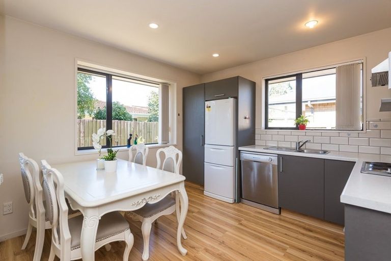 Photo of property in 40b Russley Road, Russley, Christchurch, 8042