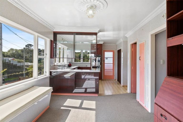 Photo of property in 8 Pembroke Street, Westown, New Plymouth, 4310