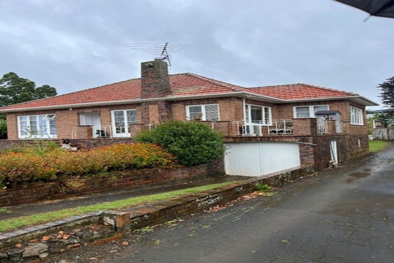 Photo of property in 142 Kolmar Road, Papatoetoe, Auckland, 2025