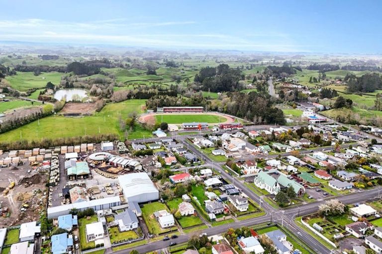 Photo of property in 17 Standish Street, Westown, New Plymouth, 4310