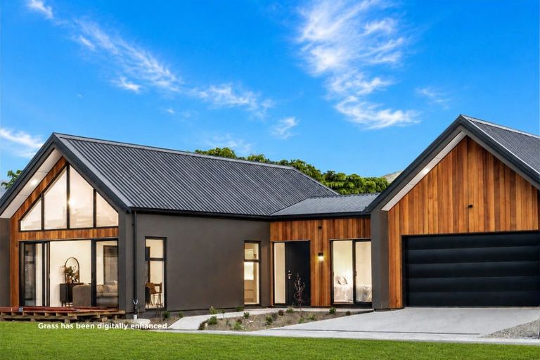 Photo of property in 10 Kamana Rise, Wanaka, 9382