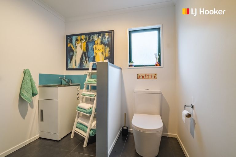 Photo of property in 236 Waipori Falls Road, Berwick, Outram, 9073