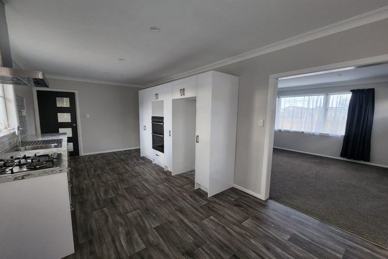 Photo of property in 124 Liverpool Street, Levin, 5510