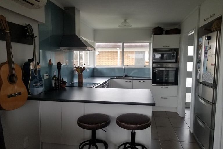 Photo of property in 1/79 Prince Regent Drive, Half Moon Bay, Auckland, 2012