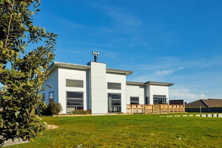 Photo of property in 43 Miromiro Drive, Kaikoura, 7300