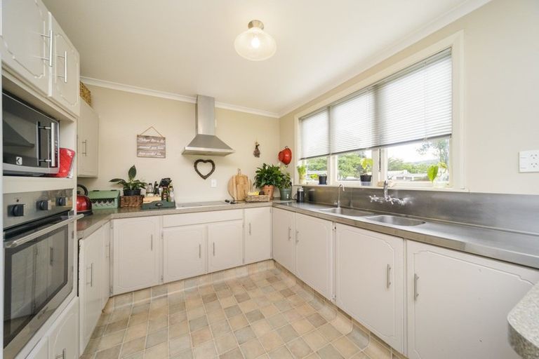 Photo of property in 26 Lincoln Street, Ashhurst, 4810