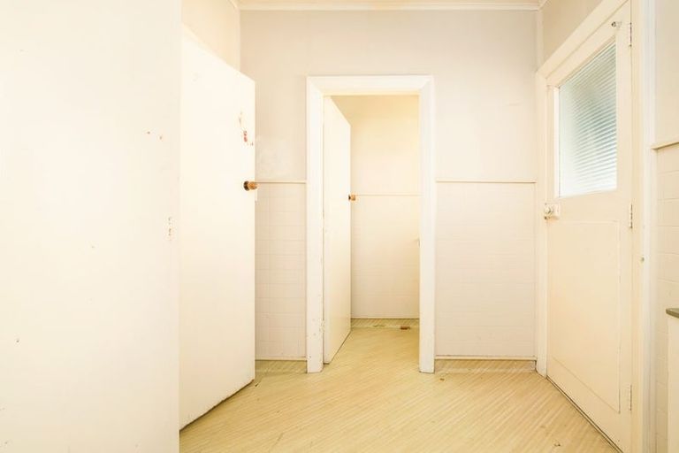 Photo of property in 117 Somerfield Street, Somerfield, Christchurch, 8024