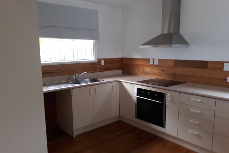 Photo of property in 1/20 Philson Terrace, Browns Bay, Auckland, 0630