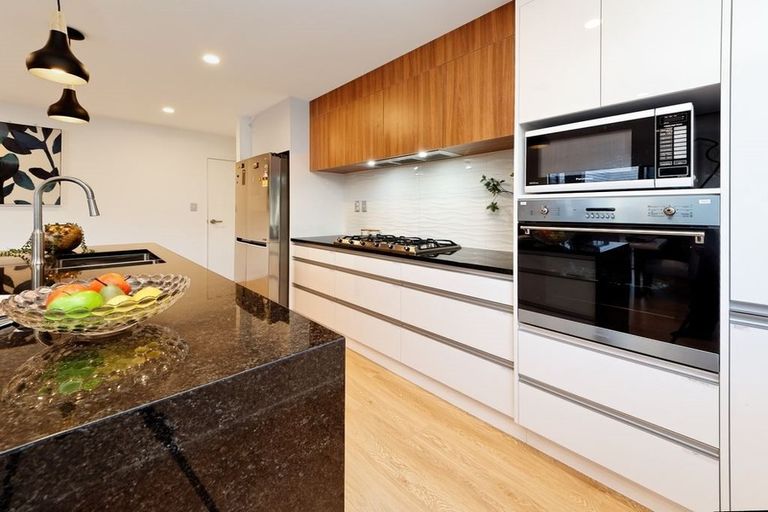 Photo of property in 46b Willerton Avenue, New Lynn, Auckland, 0600