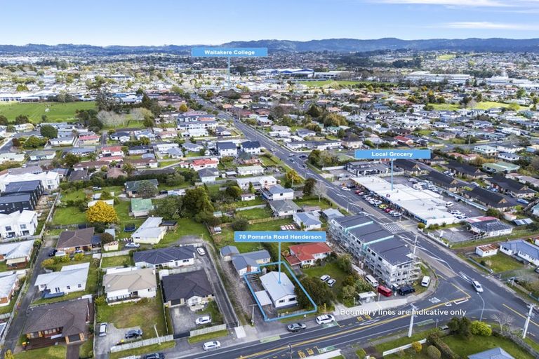 Photo of property in 2/70 Pomaria Road, Henderson, Auckland, 0610