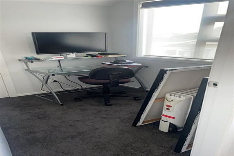 Photo of property in 128d Randwick Road, Moera, Lower Hutt, 5010