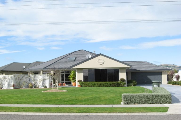Photo of property in 112 Brookvale Road, Havelock North, 4130