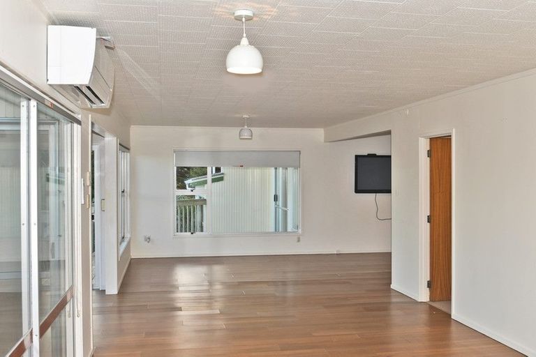 Photo of property in 9 Kendale Drive, Leigh, 0985