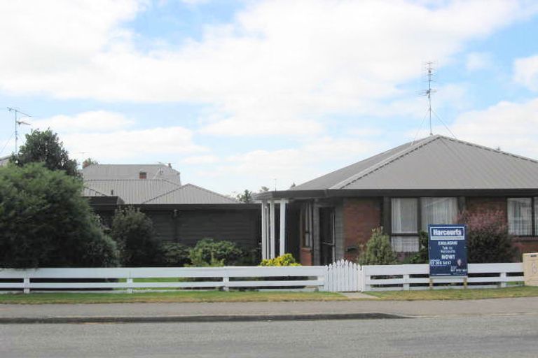 Photo of property in Cox Street Mews, 2/11 Cox Street, Ashburton, 7700