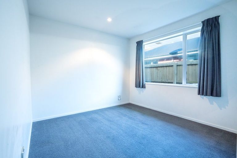 Photo of property in 18a Date Crescent, Aidanfield, Christchurch, 8025