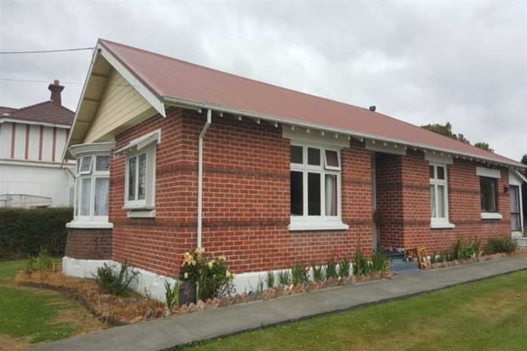 Photo of property in 22 Harris Street, Waimate, 7924
