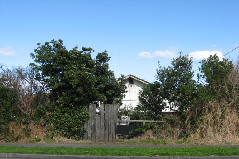 Photo of property in 55 Karaka Street, Castlecliff, Whanganui, 4501