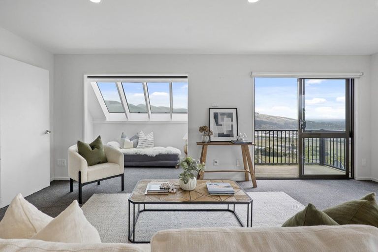 Photo of property in 17 Brigid Place, Mount Pleasant, Christchurch, 8081