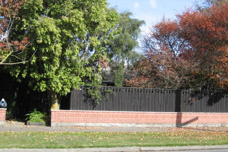 Photo of property in 103 Maidstone Road, Ilam, Christchurch, 8041