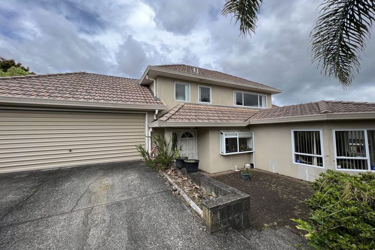 Photo of property in 13 Gala Place, Henderson, Auckland, 0612