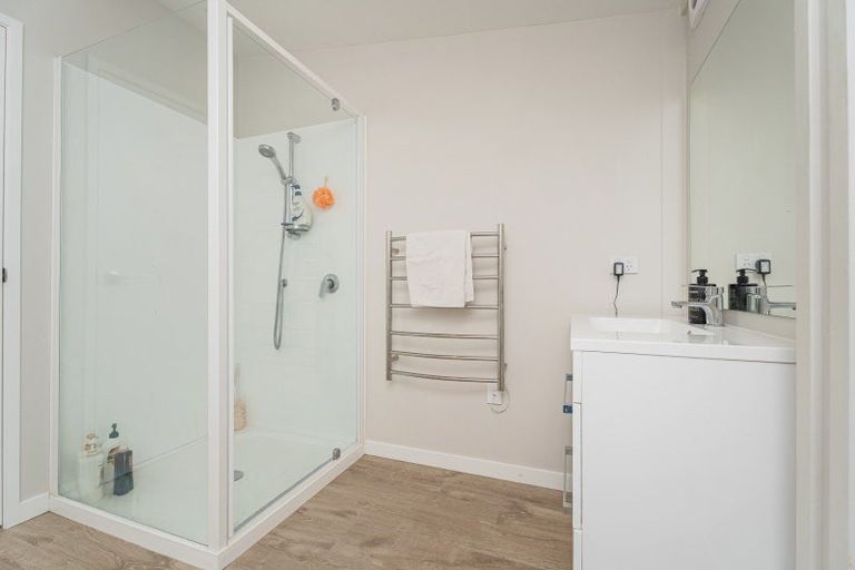 Photo of property in 8 Ngaroma Crescent, Whitianga, 3510