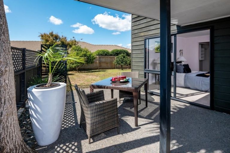 Photo of property in 26 Nicholas Road, Somerville, Auckland, 2014